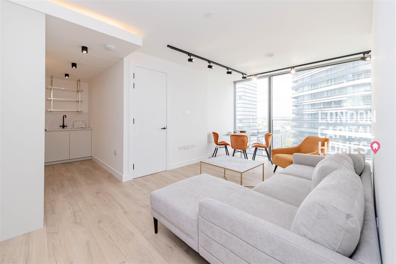 2 bed property in Valencia Tower, 3 Bollinder Place, London